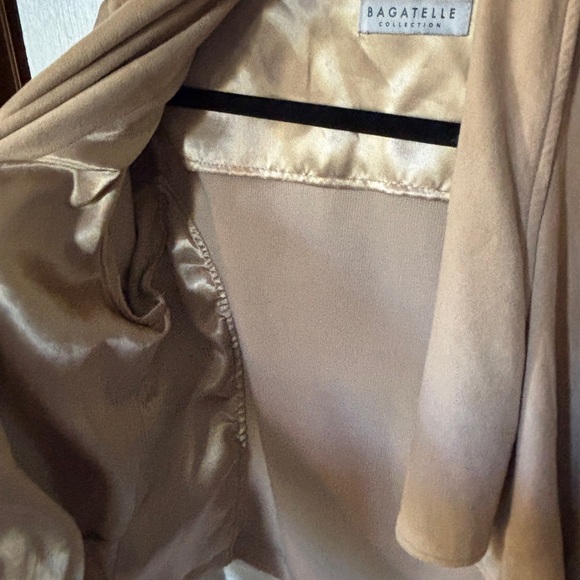 BAGATELLE Drape Jacket with Faux Leather Sleeves NWOT M - Picture 5 of 6